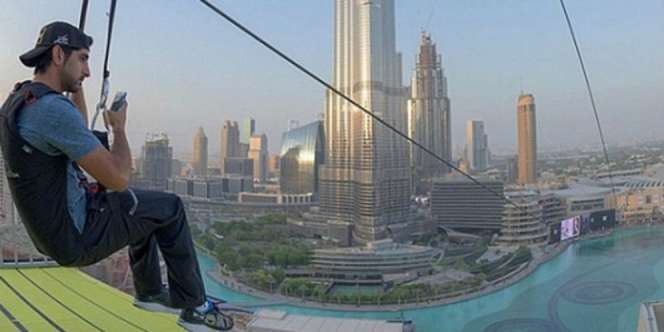 Wisata Adrenalin `Flying Fox` Antar-Pencakar Langit, Berani?