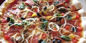 Pizza `Iron Man`, Berani Coba?