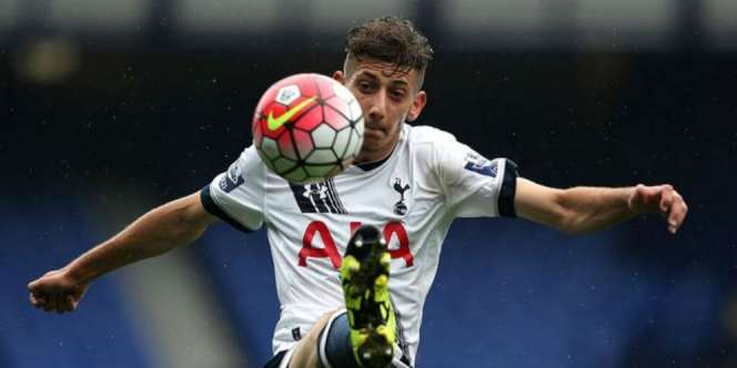 Demi Adiknya yang Sekarat, Pemain Ini Kalahkan Chelsea