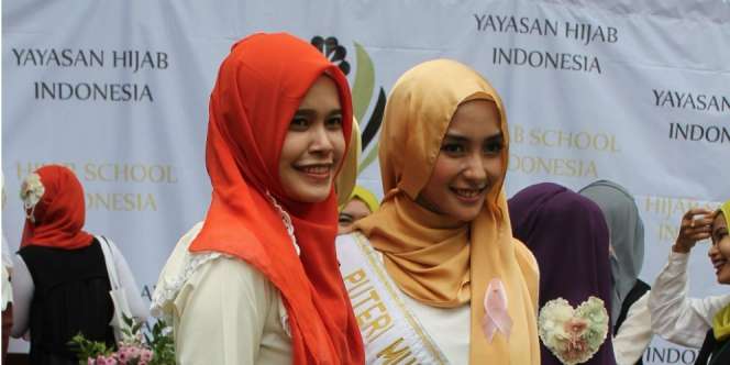 Putri Muslimah 2014: Berbagi Bikin Bahagia