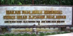 Aura Agung Nan Mistis Menyeruak di Makam Teuku Umar