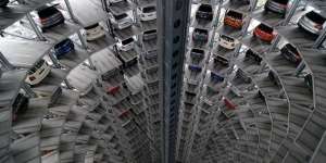 Tempat Parkit Termahal, Harganya Setara 2 Mobil Ferarri