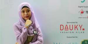 Fahrunnysa: Bahagia Tak Perlu Dicari, Dibeli, dan Ditunggu