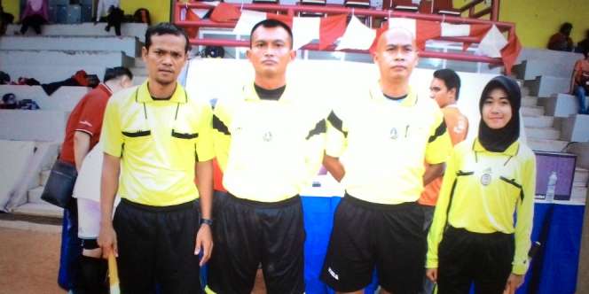 Meski Muda, Wasit Berhijab Nur Holisah Kantongi Lisensi C2