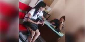 Polisi Malah Asik Main Game Online Acuhkan Warga yang Melapor
