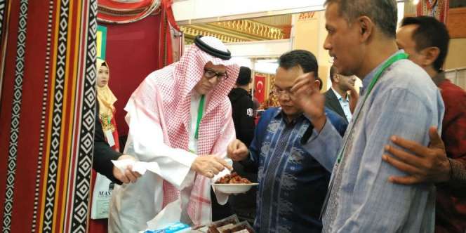 Banjir Diskon Haji & Umrah di International Islamic Expo 2015