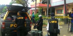 Polisi Gelar Olah TKP Ledakan Duren Sawit