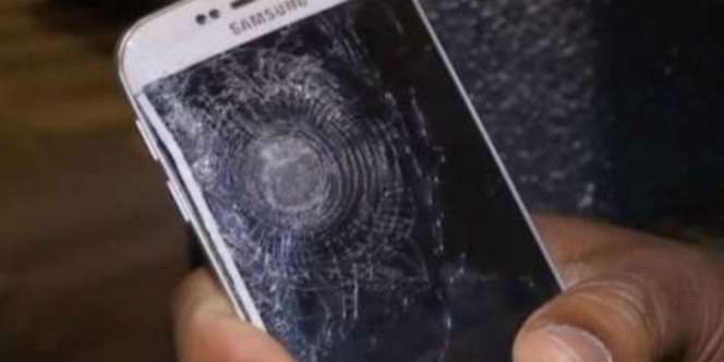 Teror Paris, Pria Ini Selamat Berkat Peluru Tak Tembus Ponsel
