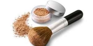 Kuas Make Up Kotor Picu Radang Tenggorokan
