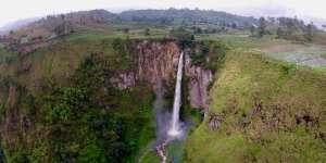 Ketinggian Air Terjun Sipiso-piso Sumatera Utara Memukau Dunia