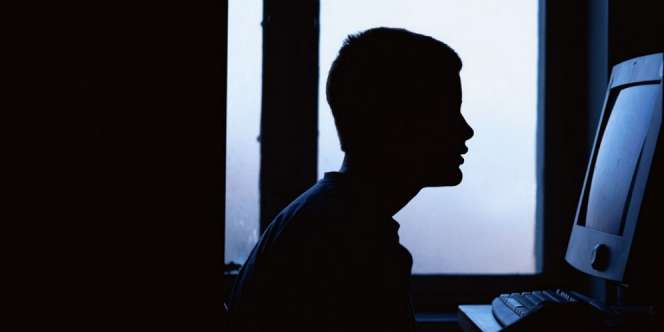 1 dari 5 Anak-anak Percaya Sepenuhnya dengan Internet