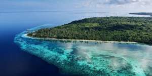 Puasnya Travelling di Negeri Sendiri