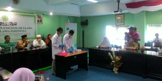 MUI: Hasil Uji Lab Bumbu Solaria, Tak Ada Unsur Babi