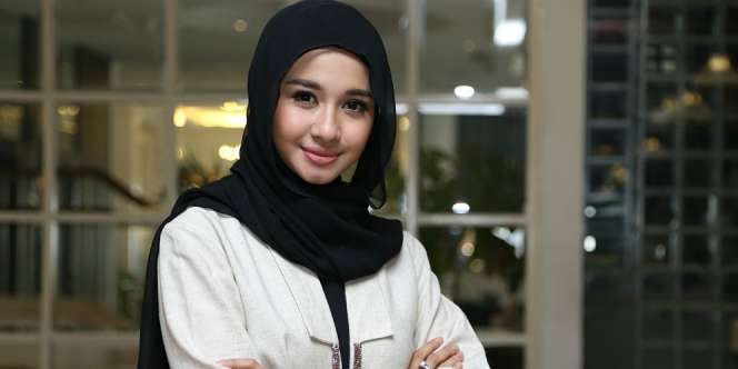 Ini Rahasia Agar Terlihat Fotogenik Saat Difoto