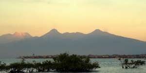 Tempat Paling Tepat untuk Nikmati Panorama Cantik Kota Maumere