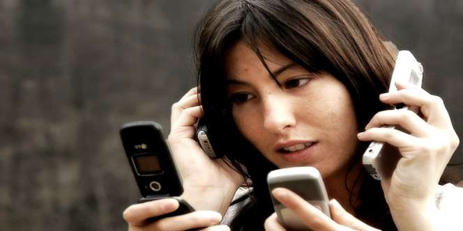 Stop Kecanduan Gadget dan Mobil Teranyar Lewat Cara Ini