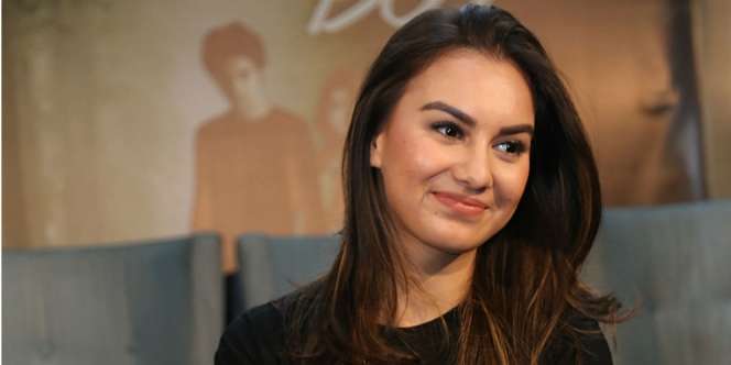 Irish Bella Lebih Suka Natural