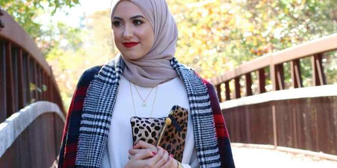 Leena: `Blanket Scarf` Cocok Temani Hari Hujanmu
