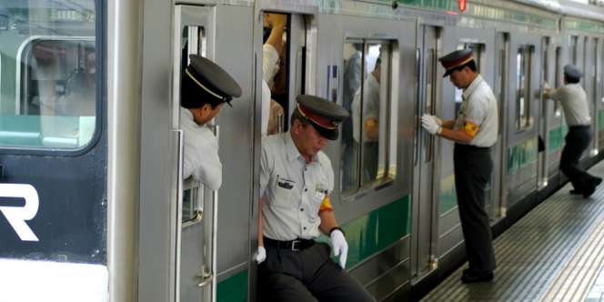 Pesan Haru Masinis Jepang Lepas Kereta yang Dibeli Indonesia