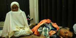 Doa dan Keringat Mbah Satinah Getarkan Hati