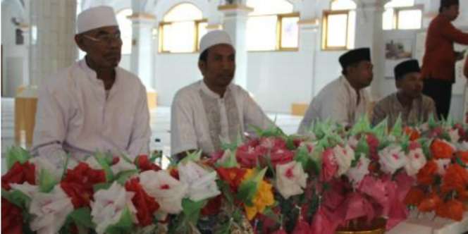 Pawai Bale Suji, Tradisi Muslim Bali Rayakan Maulid Nabi