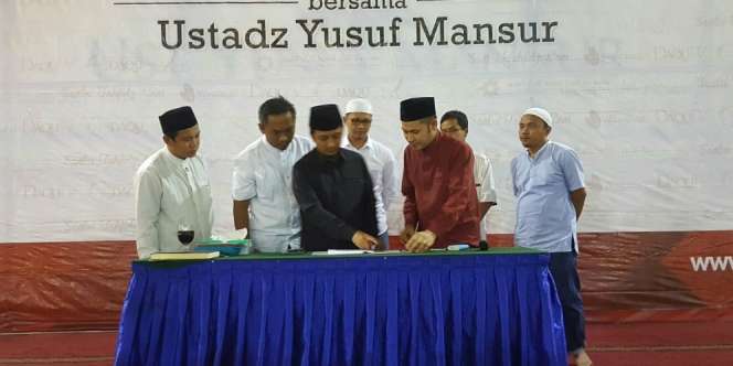 Pesantren Ustaz Yusuf Mansur Gagas `Quran Call`