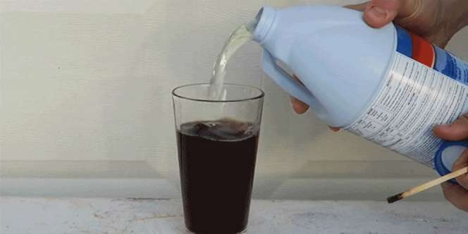 Lihat! Ini yang Terjadi Jika Minuman Bersoda Dicampur Pemutih