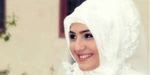 Pinterest: Pesona Anggun Balutan Gaun Pengantn Hijab