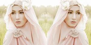 Gaya Hijab Selebriti di Tahun 2016