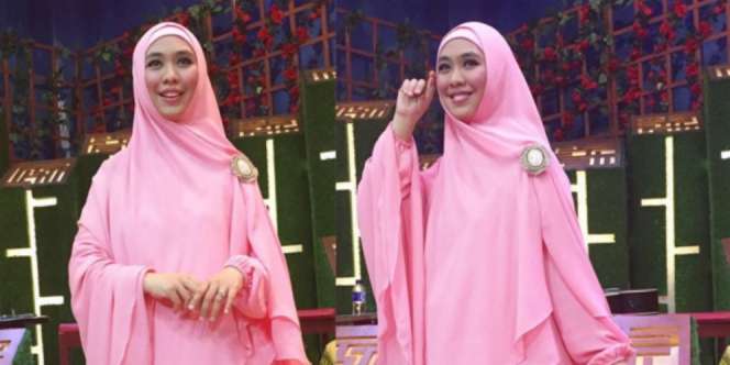 Ragam Gaya Hijab Syar`i Oki Setiana Dewi