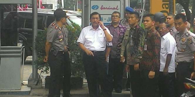 Tinjau Sarinah, Menkopolhukam Dikejutkan 2 Suara Letusan