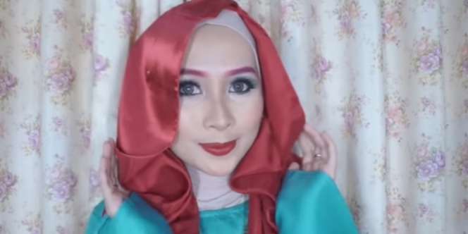 Ellend Muzzakky: Yuk Bikin Hijab Ala Princess Ariel