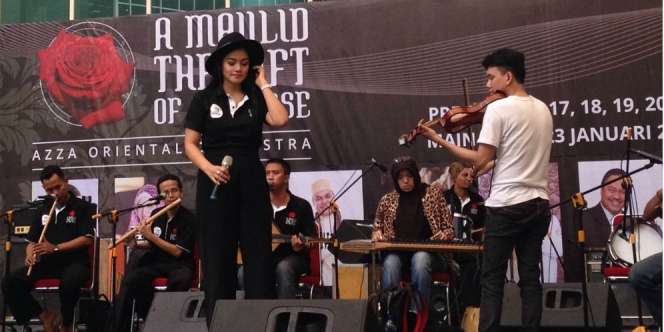 Titi Kamal Akhiri Vakum Bernyanyi Dengan Lantunkan Selawat
