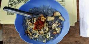 Mencicipi Kuliner Unik Dawet Sambal