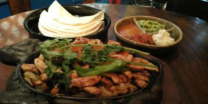 Amigos, Sajikan Beragam Menu Khas Meksiko dengan Harga Murah