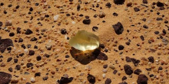 Misteri Gurun Kaca Libya dan Batu Firaun Tutankhamun