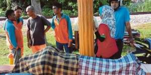 Syahadat Tukang Sampah Sebelum Nafas Terakhir