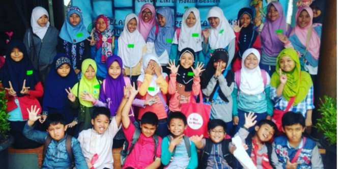 One Day to Write: Cara Menyalurkan Bakat Penulis Muda