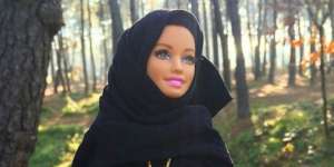 Heboh Barbie Kini Berhijab