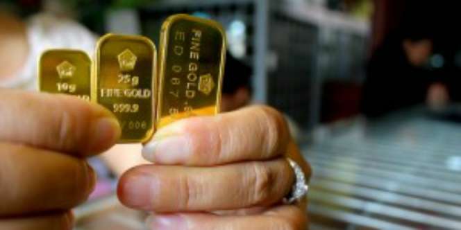 Harga Emas Batangan Antam Meroket