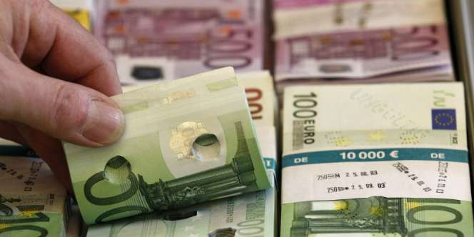 Iran `Tak Sudi` Minyak Mentahnya Dibeli Pakai Dolar AS