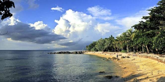 Pesona 'Pantai Perawan' di Barat Jakarta
