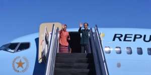 Gaya Hijab Ibu Negara Saat Dampingi Presiden Jokowi di AS