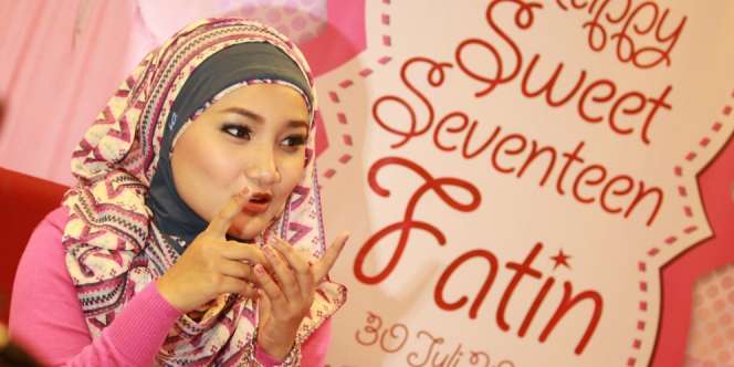 Main Film, Fatin Bersyukur Dikeliling Orang Sabar