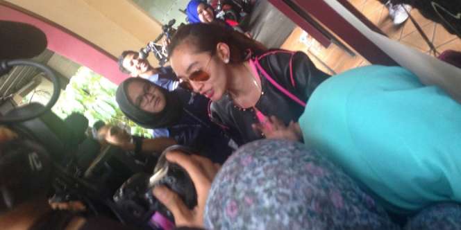 Mantan Pacar Bang Ipul Setia Berkunjung Tiap Hari