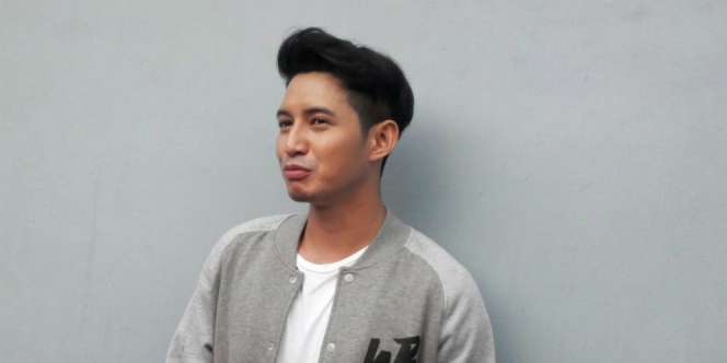Trauma Chand Kelvin Makan di Pinggir Jalan