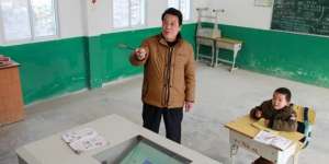 Sekolah Masih Beroperasi Demi Ajar Satu Murid