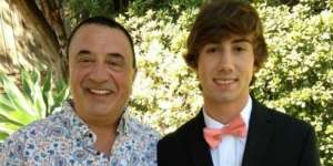 Ulang Tahun Super-Langka, Ayah `15 Tahun` dan Anak `5 Tahun`