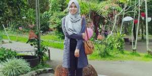 #HOTD: Warna Senada Outer dan Hijab Terta Mayasari