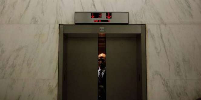 Tragis, Manula Meregang Nyawa Usai Terjebak di Lift Sebulan